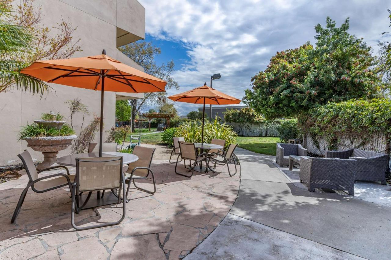 Best Western Plus Garden Court Inn Fremont Luaran gambar