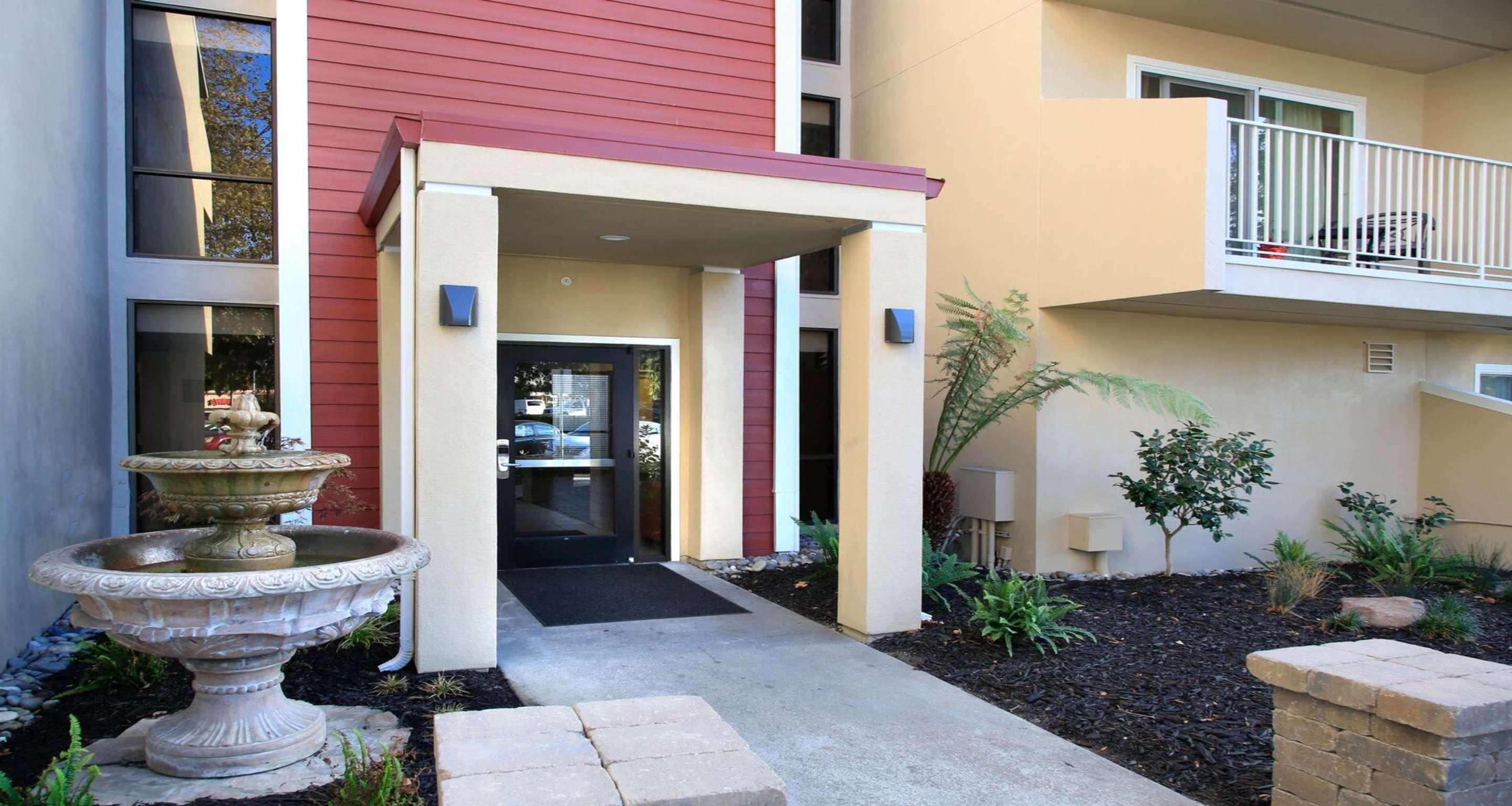 Best Western Plus Garden Court Inn Fremont Luaran gambar